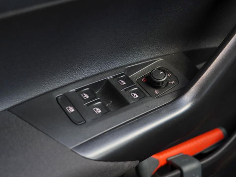 Volkswagen Polo 1.0 TSI R-Line Business | Camera | Navigatie