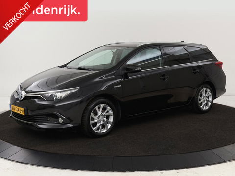 Toyota Auris 1.8 Hybr. Aspiration | Camera | Cruise control | Navigatie | Trekhaak | Climate control | DAB