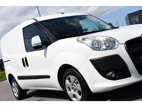 Fiat Dobló Cargo 1.3 MultiJet SX Sensoren, Airco, Trekhaak, 90PK, radio, Uniek!