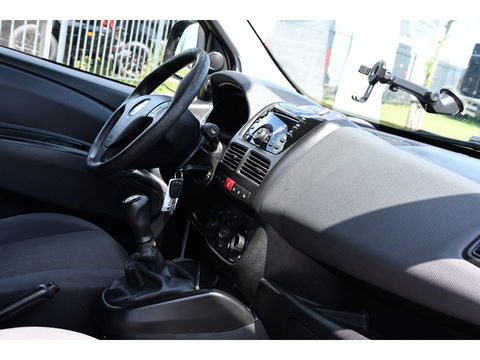 Fiat Dobló Cargo 1.3 MultiJet SX Sensoren, Airco, Trekhaak, 90PK, radio, Uniek!