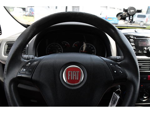 Fiat Dobló Cargo 1.3 MultiJet SX Sensoren, Airco, Trekhaak, 90PK, radio, Uniek!