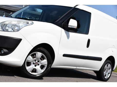 Fiat Dobló Cargo 1.3 MultiJet SX Sensoren, Airco, Trekhaak, 90PK, radio, Uniek!