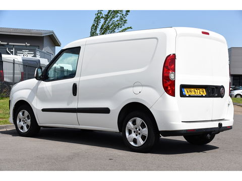 Fiat Dobló Cargo 1.3 MultiJet SX Sensoren, Airco, Trekhaak, 90PK, radio, Uniek!