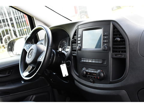 Mercedes-Benz Vito 114 CDI Lang DC Black Edition Camera, Cruise, Carplay, 190PK, Automaat, 2 x Schuifdeur, Leder, LED, Uniek!