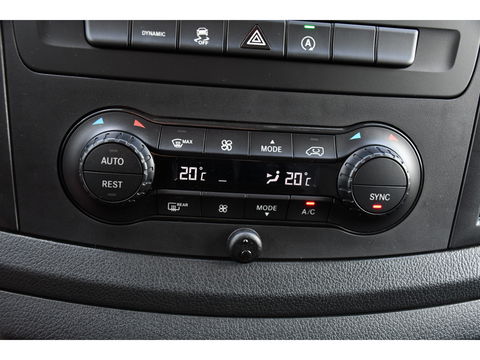 Mercedes-Benz Vito 114 CDI Lang DC Black Edition Camera, Cruise, Carplay, 190PK, Automaat, 2 x Schuifdeur, Leder, LED, Uniek!
