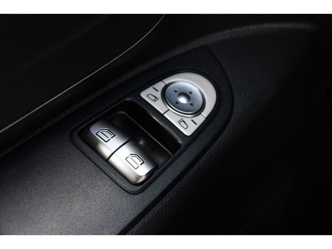 Mercedes-Benz Vito 114 CDI Lang DC Black Edition Camera, Cruise, Carplay, 190PK, Automaat, 2 x Schuifdeur, Leder, LED, Uniek!