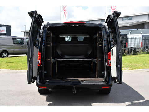 Mercedes-Benz Vito 114 CDI Lang DC Black Edition Camera, Cruise, Carplay, 190PK, Automaat, 2 x Schuifdeur, Leder, LED, Uniek!