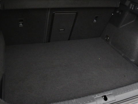 CUPRA Formentor 1.4 e-Hybrid | Adaptive cruise | Stuurverwarming | Full LED | Sportstoelen | Keyless | Climate control | Parkeerhulp | DAB | Sfeerverlichting | PHEV