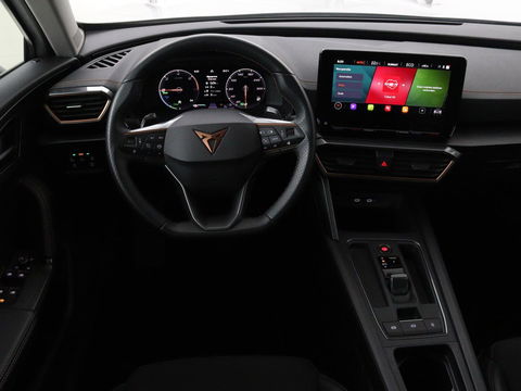CUPRA Formentor 1.4 e-Hybrid | Adaptive cruise | Stuurverwarming | Full LED | Sportstoelen | Keyless | Climate control | Parkeerhulp | DAB | Sfeerverlichting | PHEV