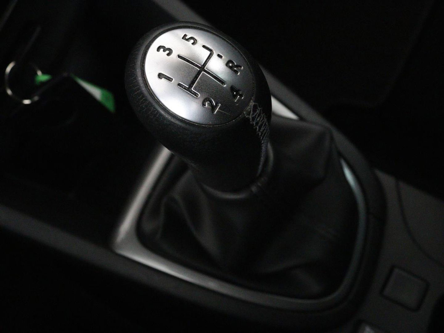Renault Clio 0.9 TCe Limited | Trekhaak | Camera | Navigatie | Cruise control | Airco | Bluetooth | Parkeerhulp | Getint glas | DAB