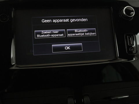 Renault Clio 0.9 TCe Limited | Trekhaak | Camera | Navigatie | Cruise control | Airco | Bluetooth | Parkeerhulp | Getint glas | DAB