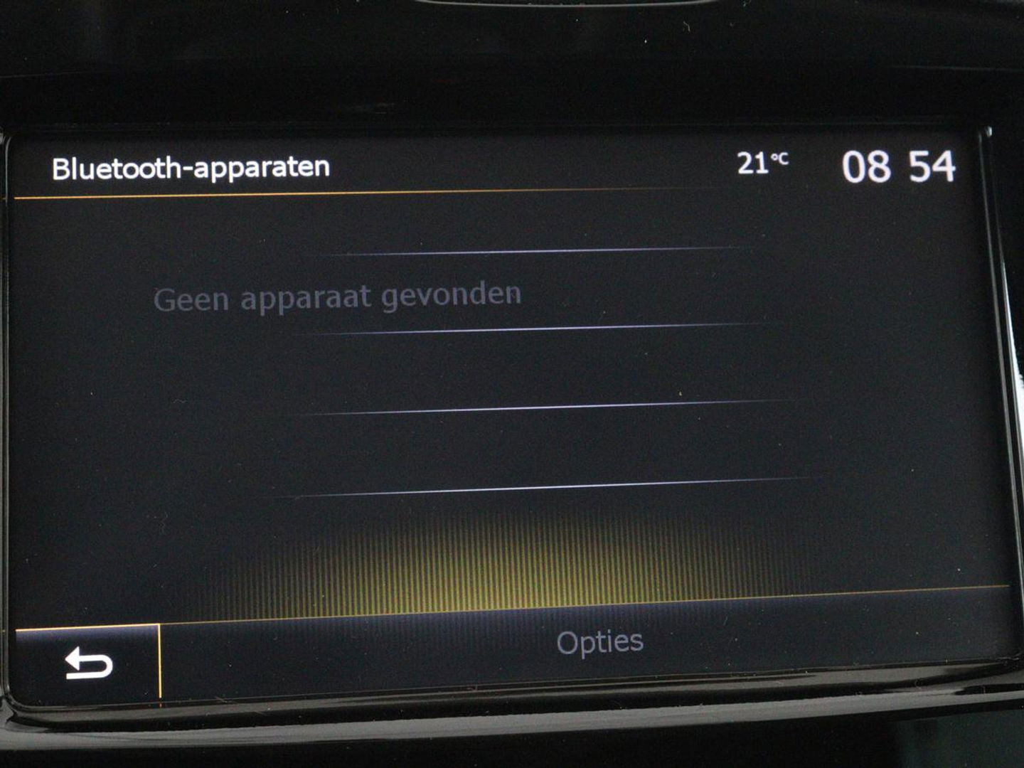 Renault Clio 0.9 TCe Limited | Trekhaak | Camera | Navigatie | Cruise control | Airco | Bluetooth | Parkeerhulp | Getint glas | DAB