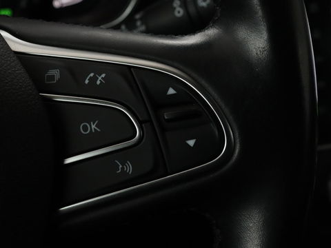 Renault Kadjar 1.3 TCe Zen | Automaat | Stoelverwarming | Trekhaak | Navigatie | Climate control | Keyless | Parkeerhulp | Cruise control