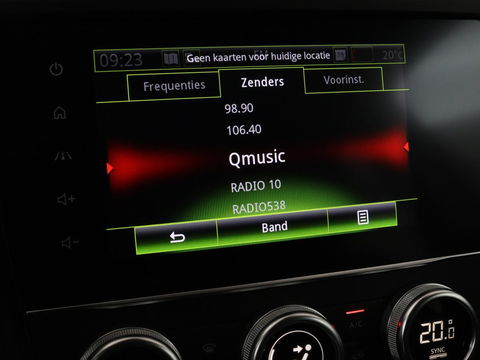 Renault Kadjar 1.3 TCe Zen | Automaat | Stoelverwarming | Trekhaak | Navigatie | Climate control | Keyless | Parkeerhulp | Cruise control