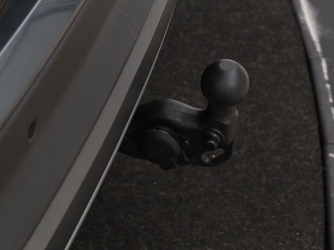 Škoda Enyaq iV 60 | Trekhaak | Camera | Sfeerverlichting | Carplay | Full LED | Navigatie | Cruise control | Bluetooth | Parkeerhulp | DAB