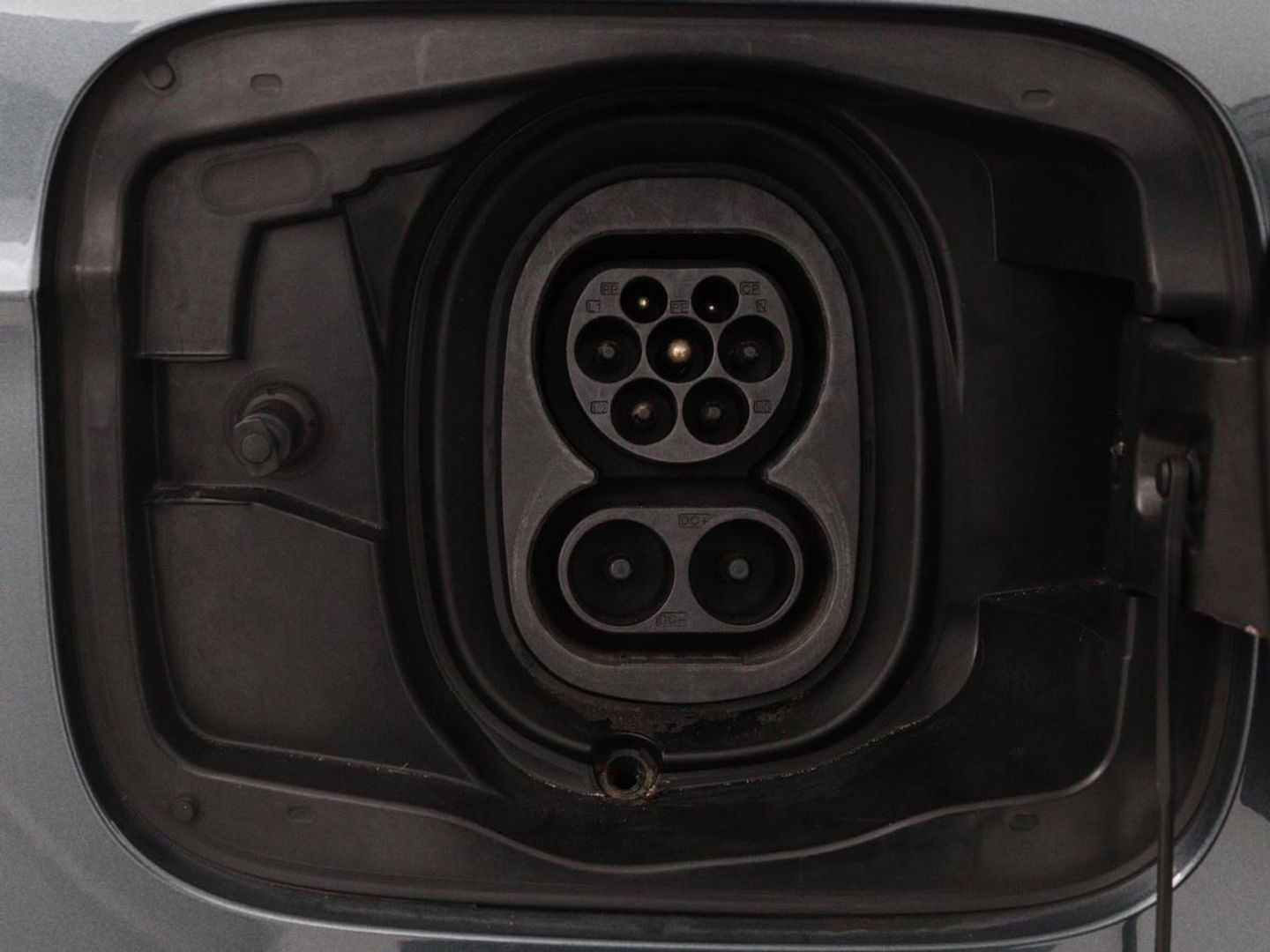 Škoda Enyaq iV 60 | Trekhaak | Camera | Sfeerverlichting | Carplay | Full LED | Navigatie | Cruise control | Bluetooth | Parkeerhulp | DAB