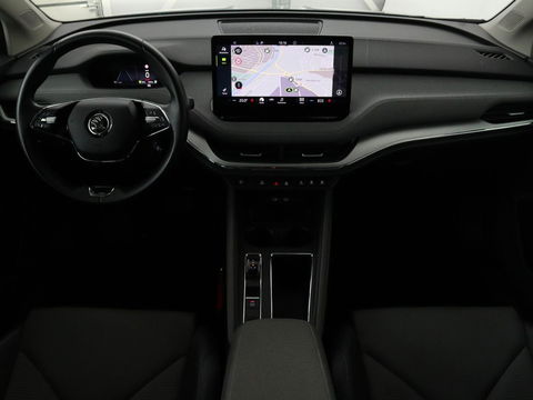 Škoda Enyaq iV 60 | Trekhaak | Camera | Sfeerverlichting | Carplay | Full LED | Navigatie | Cruise control | Bluetooth | Parkeerhulp | DAB