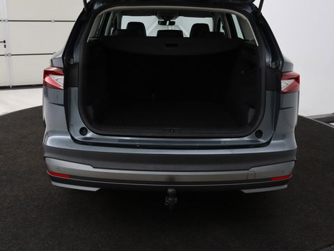 Škoda Enyaq iV 60 | Trekhaak | Camera | Sfeerverlichting | Carplay | Full LED | Navigatie | Cruise control | Bluetooth | Parkeerhulp | DAB