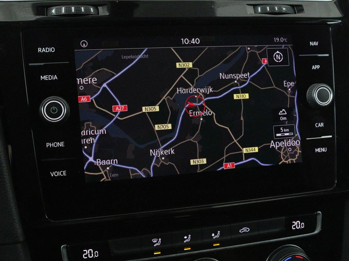 Volkswagen Golf 1.0 TSI Highline | Full LED | Virtual Cockpit | Carplay | Adaptive cruise | Navigatie | Climate control | Parkeerhulp | Sportstoelen