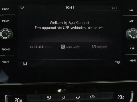 Volkswagen Golf 1.0 TSI Highline | Full LED | Virtual Cockpit | Carplay | Adaptive cruise | Navigatie | Climate control | Parkeerhulp | Sportstoelen