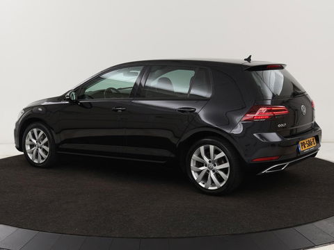 Volkswagen Golf 1.0 TSI Highline | Full LED | Virtual Cockpit | Carplay | Adaptive cruise | Navigatie | Climate control | Parkeerhulp | Sportstoelen