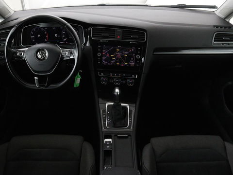 Volkswagen Golf 1.0 TSI Highline | Full LED | Virtual Cockpit | Carplay | Adaptive cruise | Navigatie | Climate control | Parkeerhulp | Sportstoelen
