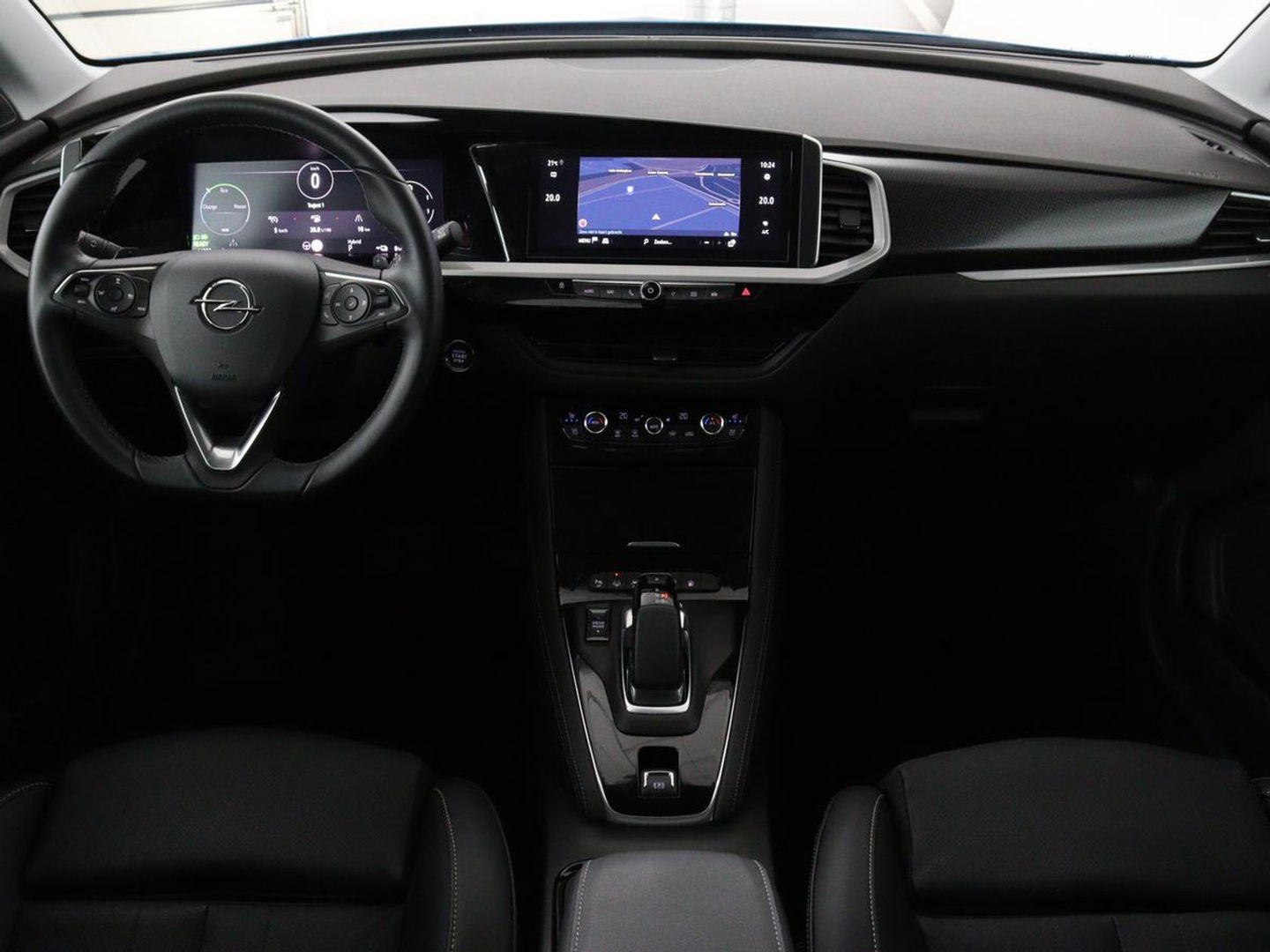 Opel Grandland 1.6 Turbo Hybrid Ultimate | Stoelventilatie | Nachtzicht | Leder | Adaptive cruise | 360 camera | Carplay | Matrix LED | Park Assist | Stoelverwarming | Keyless | Navigatie | PHEV