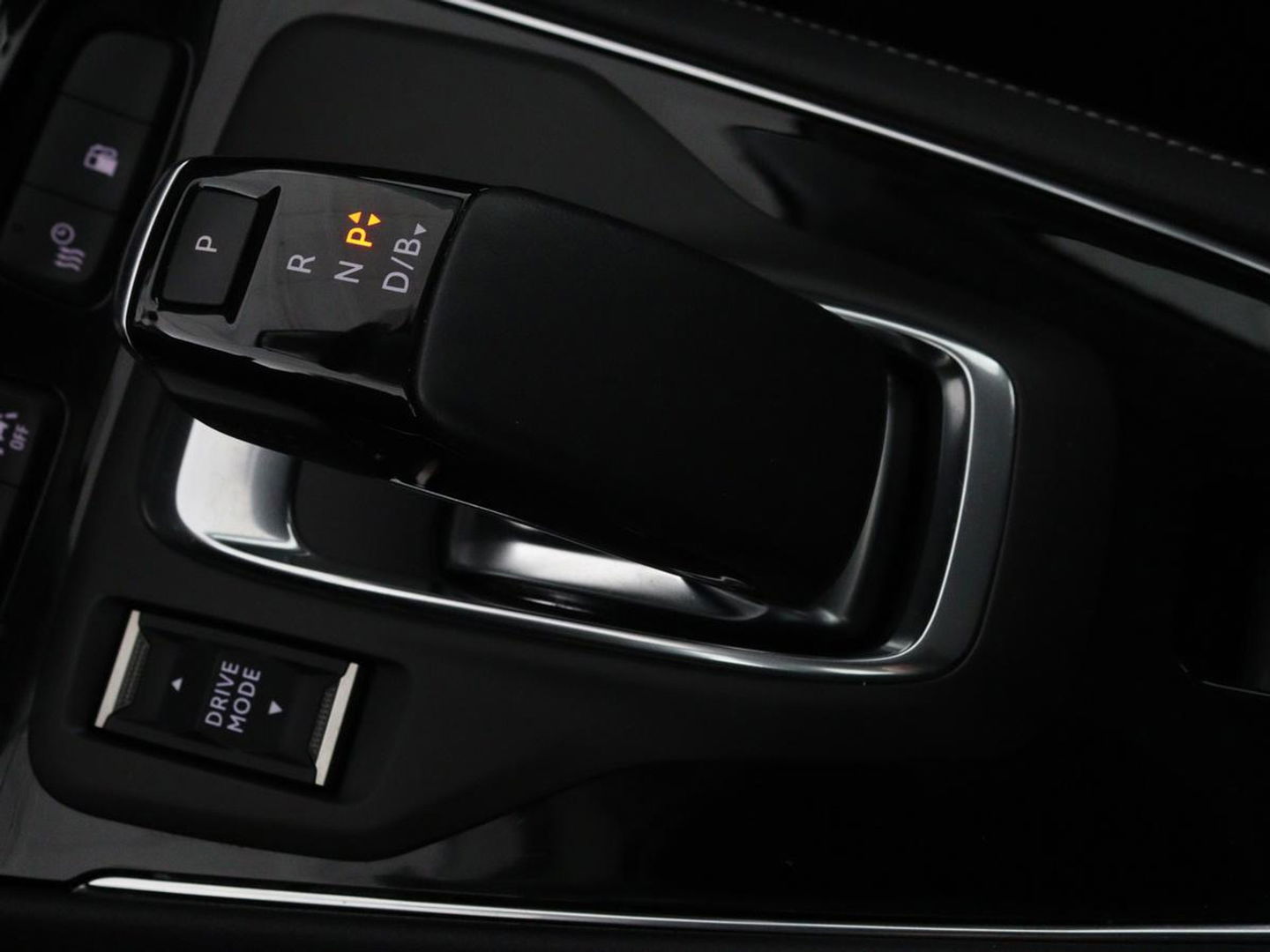 Opel Grandland 1.6 Turbo Hybrid Ultimate | Stoelventilatie | Nachtzicht | Leder | Adaptive cruise | 360 camera | Carplay | Matrix LED | Park Assist | Stoelverwarming | Keyless | Navigatie | PHEV