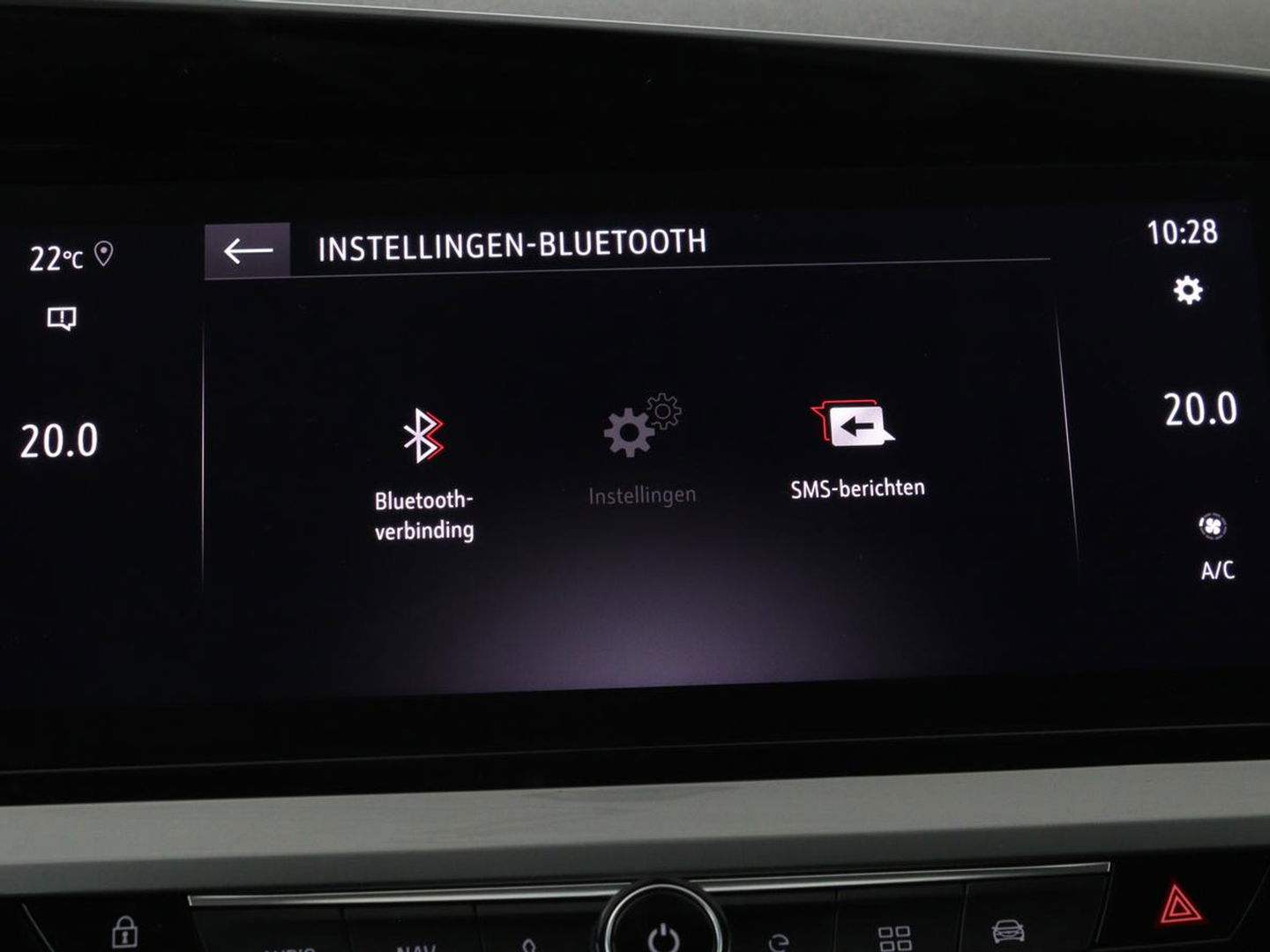 Opel Grandland 1.6 Turbo Hybrid Ultimate | Stoelventilatie | Nachtzicht | Leder | Adaptive cruise | 360 camera | Carplay | Matrix LED | Park Assist | Stoelverwarming | Keyless | Navigatie | PHEV