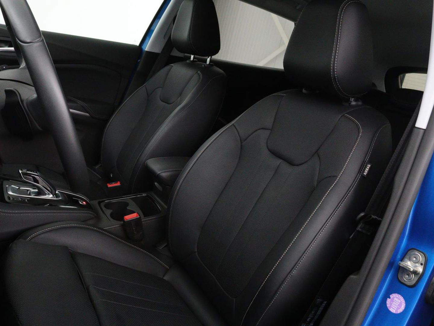 Opel Grandland 1.6 Turbo Hybrid Ultimate | Stoelventilatie | Nachtzicht | Leder | Adaptive cruise | 360 camera | Carplay | Matrix LED | Park Assist | Stoelverwarming | Keyless | Navigatie | PHEV