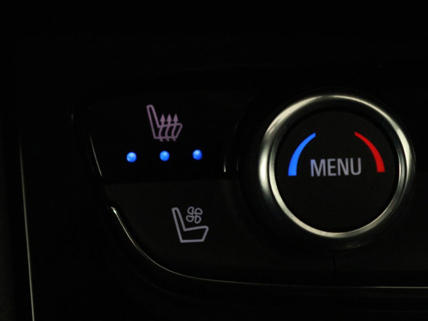 Opel Grandland 1.6 Turbo Hybrid Ultimate | Stoelventilatie | Nachtzicht | Leder | Adaptive cruise | 360 camera | Carplay | Matrix LED | Park Assist | Stoelverwarming | Keyless | Navigatie | PHEV