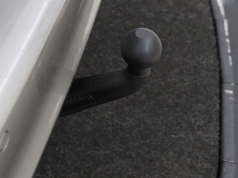 Volkswagen Golf 1.0 TSI Connected Series | Carplay | Camera | Navigatie | Climate control | Parkeerhulp | Cruise control | Sportstoelen