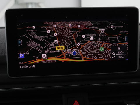 Audi A4 45 TFSI quattro Sport S line Black Edition | Leder | Trekhaak | 360 camera | Virtual Cockpit | Matrix LED | Navigatie | Sportstoelen | Park Assist | Climate control