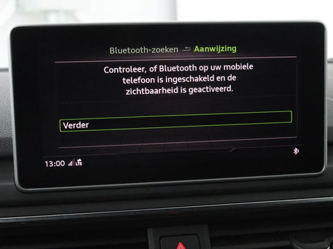 Audi A4 45 TFSI quattro Sport S line Black Edition | Leder | Trekhaak | 360 camera | Virtual Cockpit | Matrix LED | Navigatie | Sportstoelen | Park Assist | Climate control