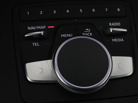 Audi A4 45 TFSI quattro Sport S line Black Edition | Leder | Trekhaak | 360 camera | Virtual Cockpit | Matrix LED | Navigatie | Sportstoelen | Park Assist | Climate control