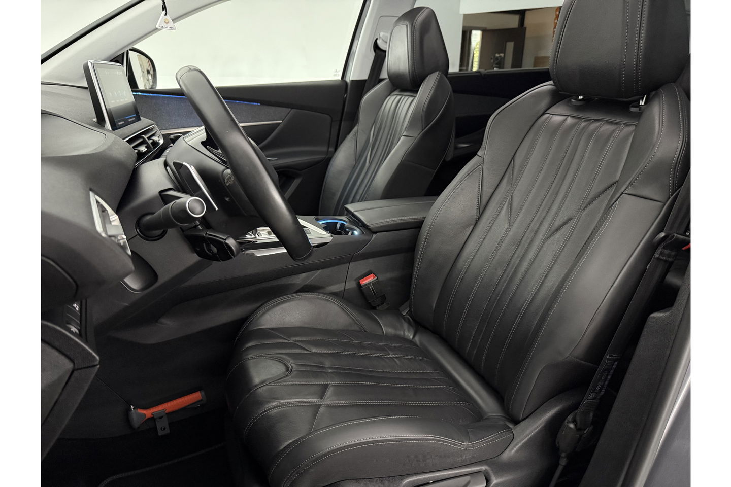 Peugeot 5008 1.2 PureTech 7p 360 Camera Pano Sfeerverl. LED Virtual Carplay Cruise Clima Navi Leder PDC 19"LMV