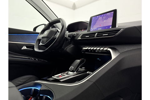Peugeot 5008 1.2 PureTech 7p 360 Camera Pano Sfeerverl. LED Virtual Carplay Cruise Clima Navi Leder PDC 19"LMV