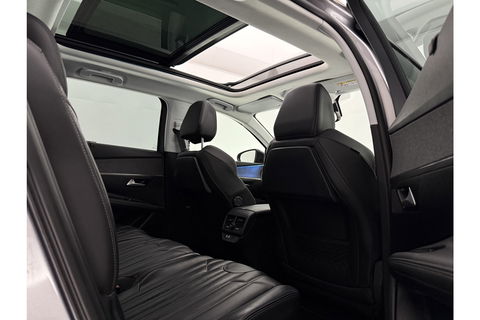 Peugeot 5008 1.2 PureTech 7p 360 Camera Pano Sfeerverl. LED Virtual Carplay Cruise Clima Navi Leder PDC 19"LMV