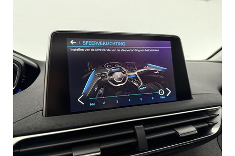 Peugeot 5008 1.2 PureTech 7p 360 Camera Pano Sfeerverl. LED Virtual Carplay Cruise Clima Navi Leder PDC 19"LMV