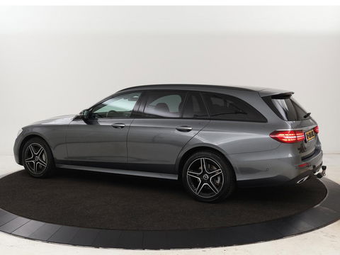 Mercedes-Benz E-Klasse 300e Business Solution AMG | Leder | Trekhaak | Stoelverwarming | 360 camera | Carplay | Sfeerverlichting | Matrix LED | Keyless | Navigatie