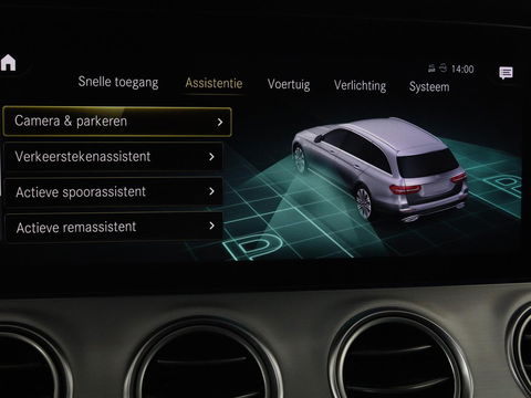Mercedes-Benz E-Klasse 300e Business Solution AMG | Leder | Trekhaak | Stoelverwarming | 360 camera | Carplay | Sfeerverlichting | Matrix LED | Keyless | Navigatie