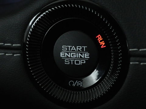 Jeep Compass 4xe 240 Plug-in Hybride Electric S | Leder | Stoel & stuurverwarming | Camera | Adaptive cruise | Carplay | Navigatie