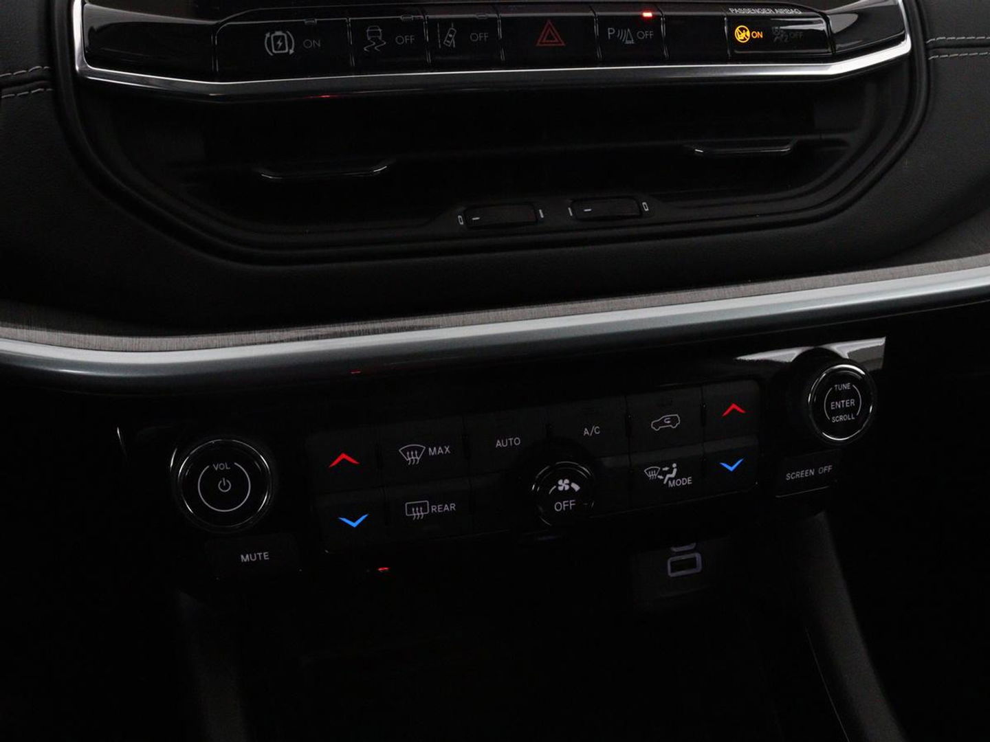 Jeep Compass 4xe 240 Plug-in Hybride Electric S | Leder | Stoel & stuurverwarming | Camera | Adaptive cruise | Carplay | Navigatie