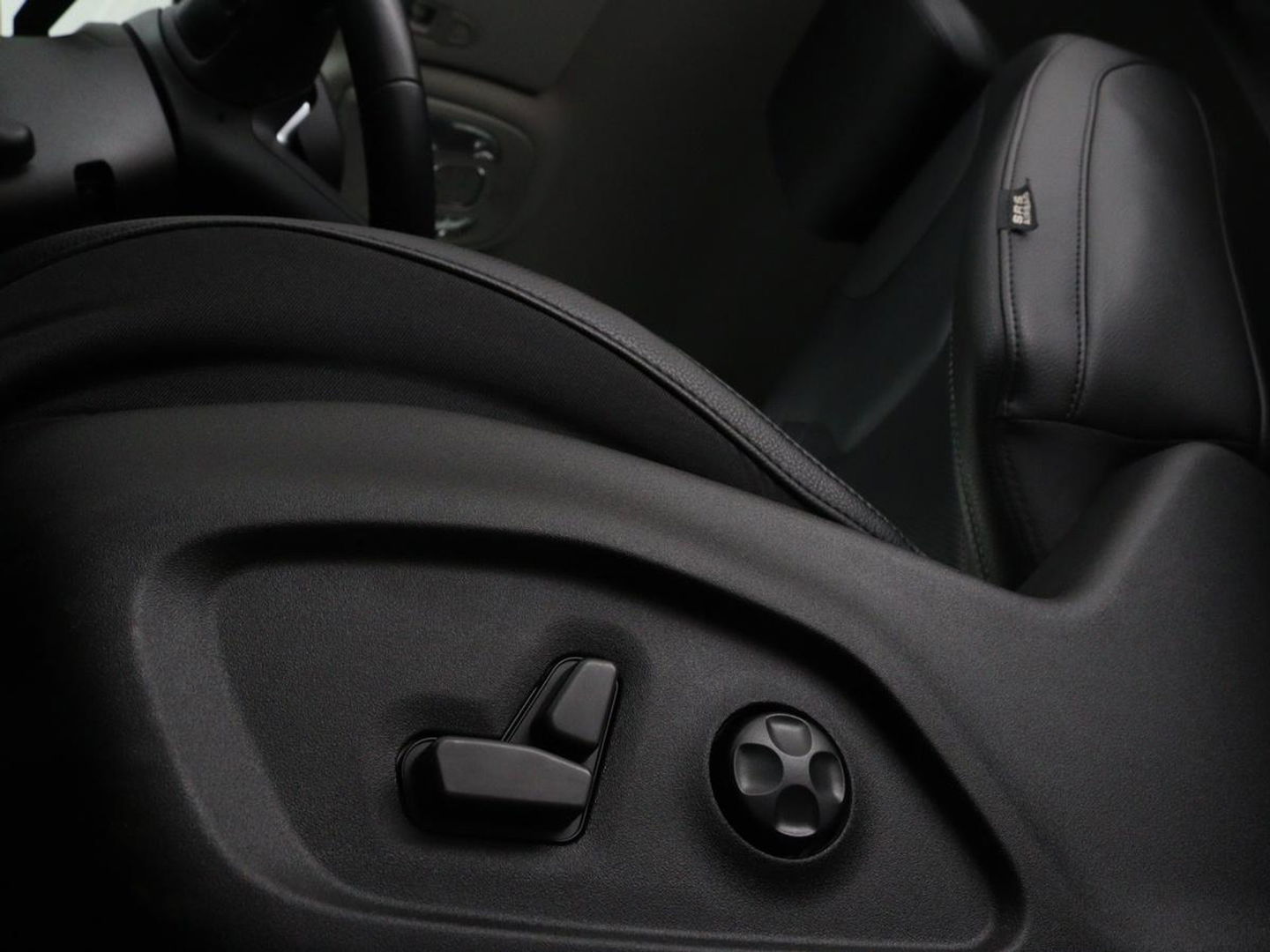 Jeep Compass 4xe 240 Plug-in Hybride Electric S | Leder | Stoel & stuurverwarming | Camera | Adaptive cruise | Carplay | Navigatie