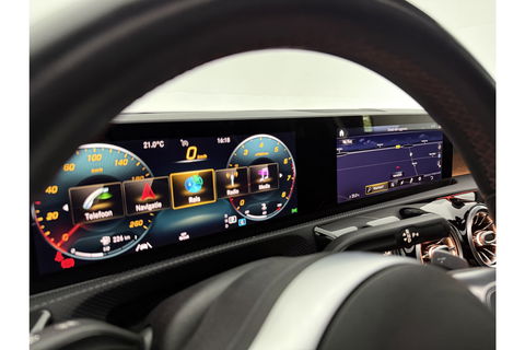 Mercedes-Benz A-Klasse 200 AMG 164PK Pano Camera Sfeerverl. LED Virtual Navi Clima Cruise PDC 18"LMV