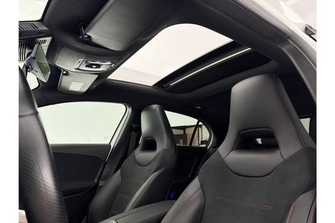 Mercedes-Benz A-Klasse 200 AMG 164PK Pano Camera Sfeerverl. LED Virtual Navi Clima Cruise PDC 18"LMV