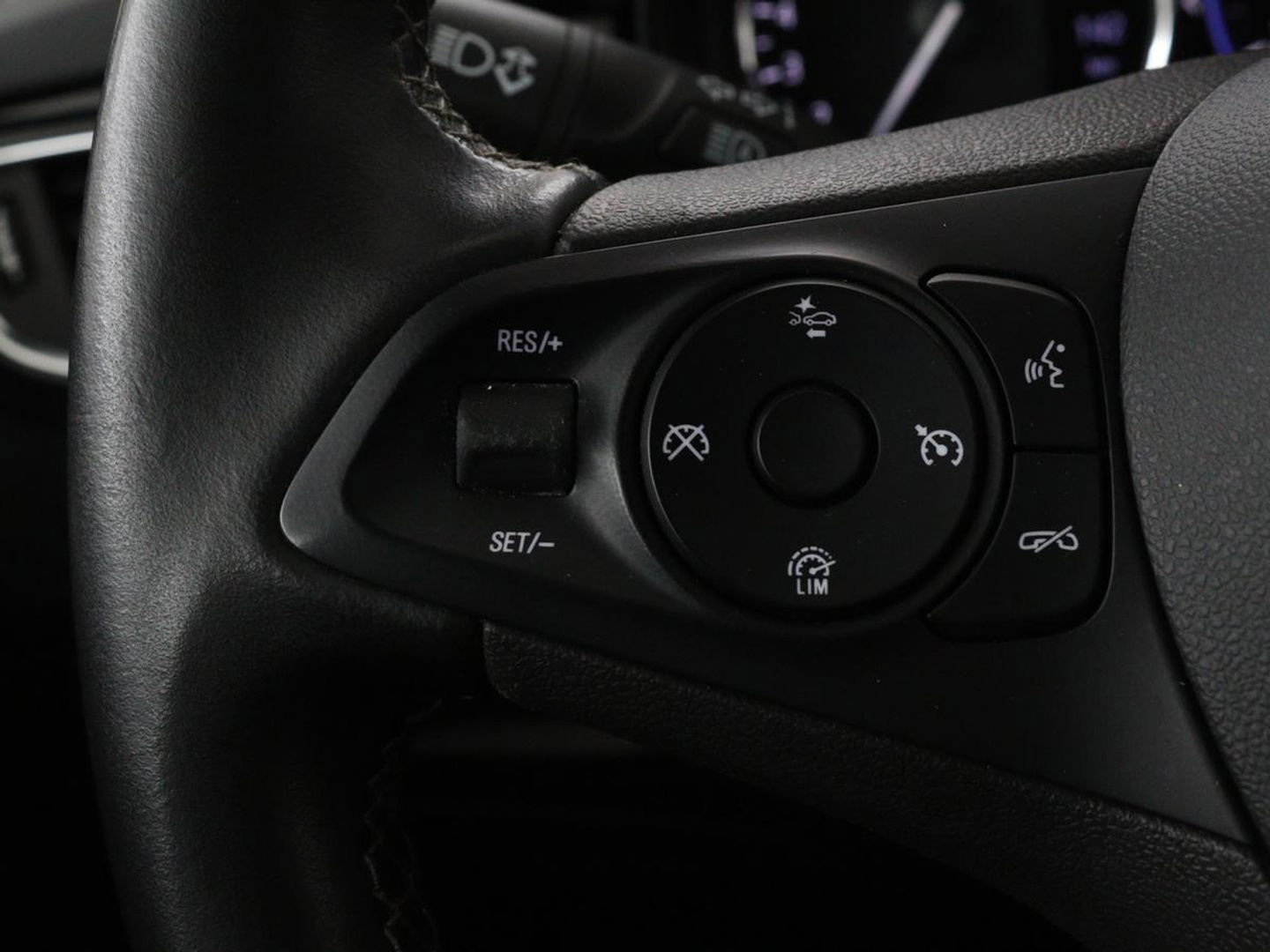 Opel Astra 1.4 Turbo Elegance | Automaat | Matrix LED | Camera | Carplay | Navigatie | Climate control | Bluetooth | Cruise control