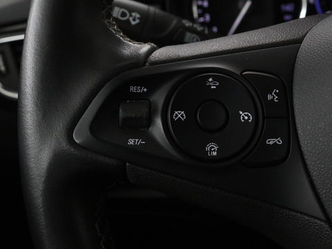 Opel Astra 1.4 Turbo Elegance | Automaat | Matrix LED | Camera | Carplay | Navigatie | Climate control | Bluetooth | Cruise control
