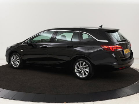 Opel Astra 1.4 Turbo Elegance | Automaat | Matrix LED | Camera | Carplay | Navigatie | Climate control | Bluetooth | Cruise control