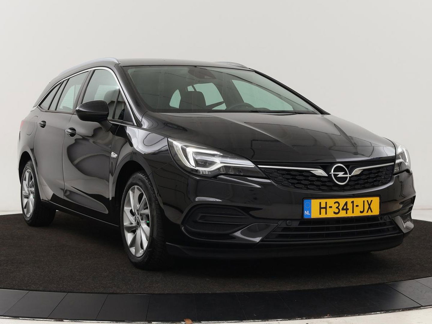 Opel Astra 1.4 Turbo Elegance | Automaat | Matrix LED | Camera | Carplay | Navigatie | Climate control | Bluetooth | Cruise control
